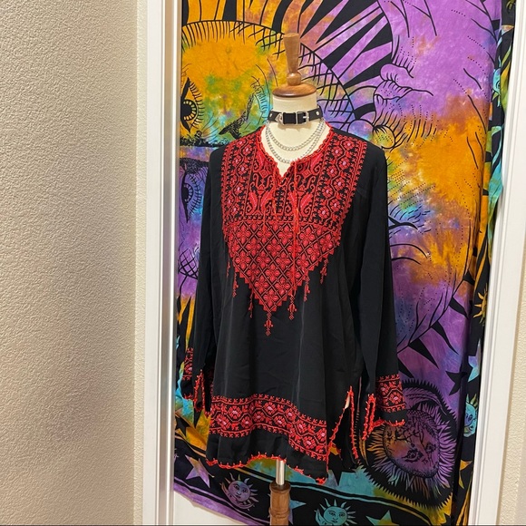 🌈 Lovely boho Jordan embroidered top - Picture 4 of 12
